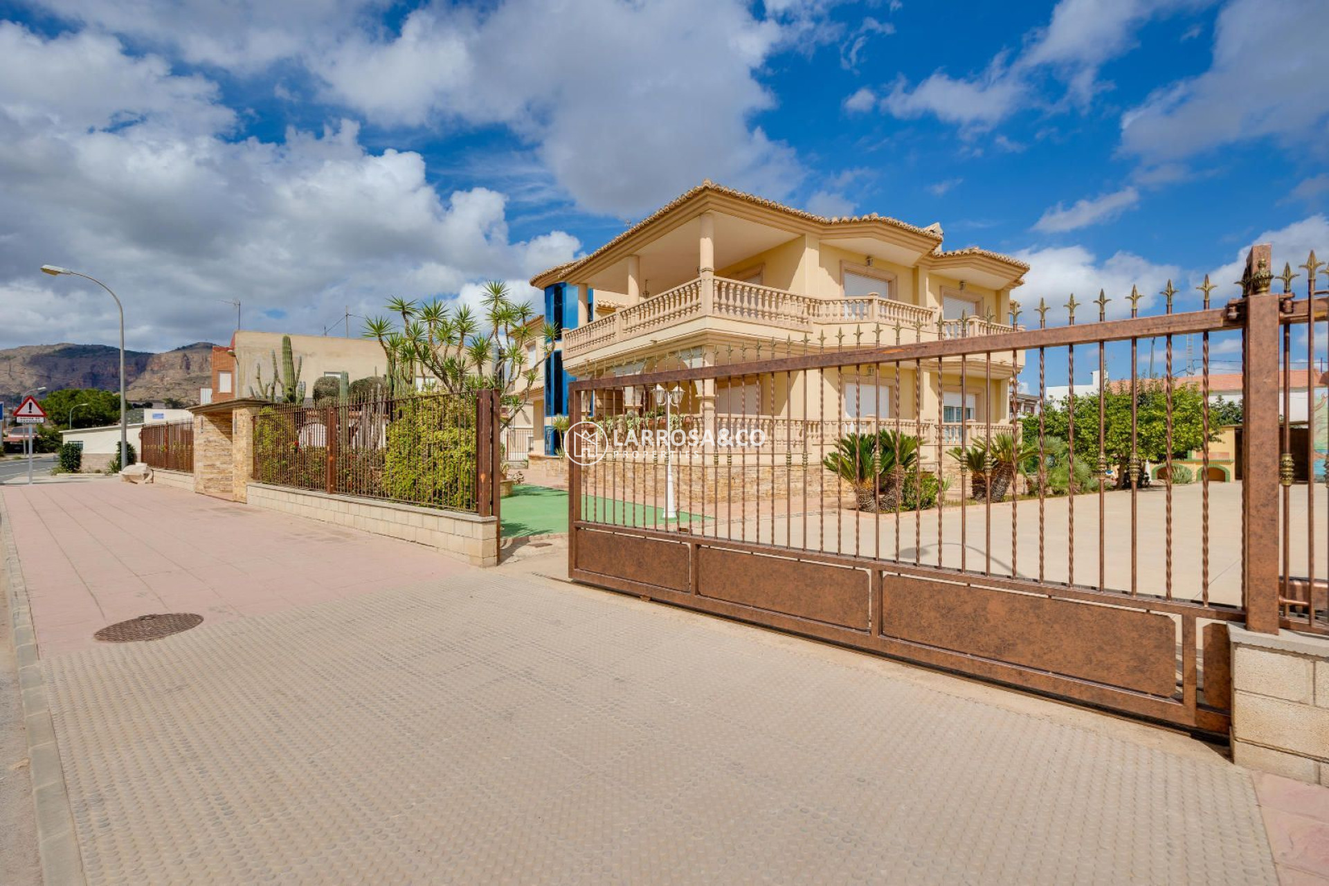 A Vendre - Villa - Orihuela - Desamparados-Hurchillo-Torremendo