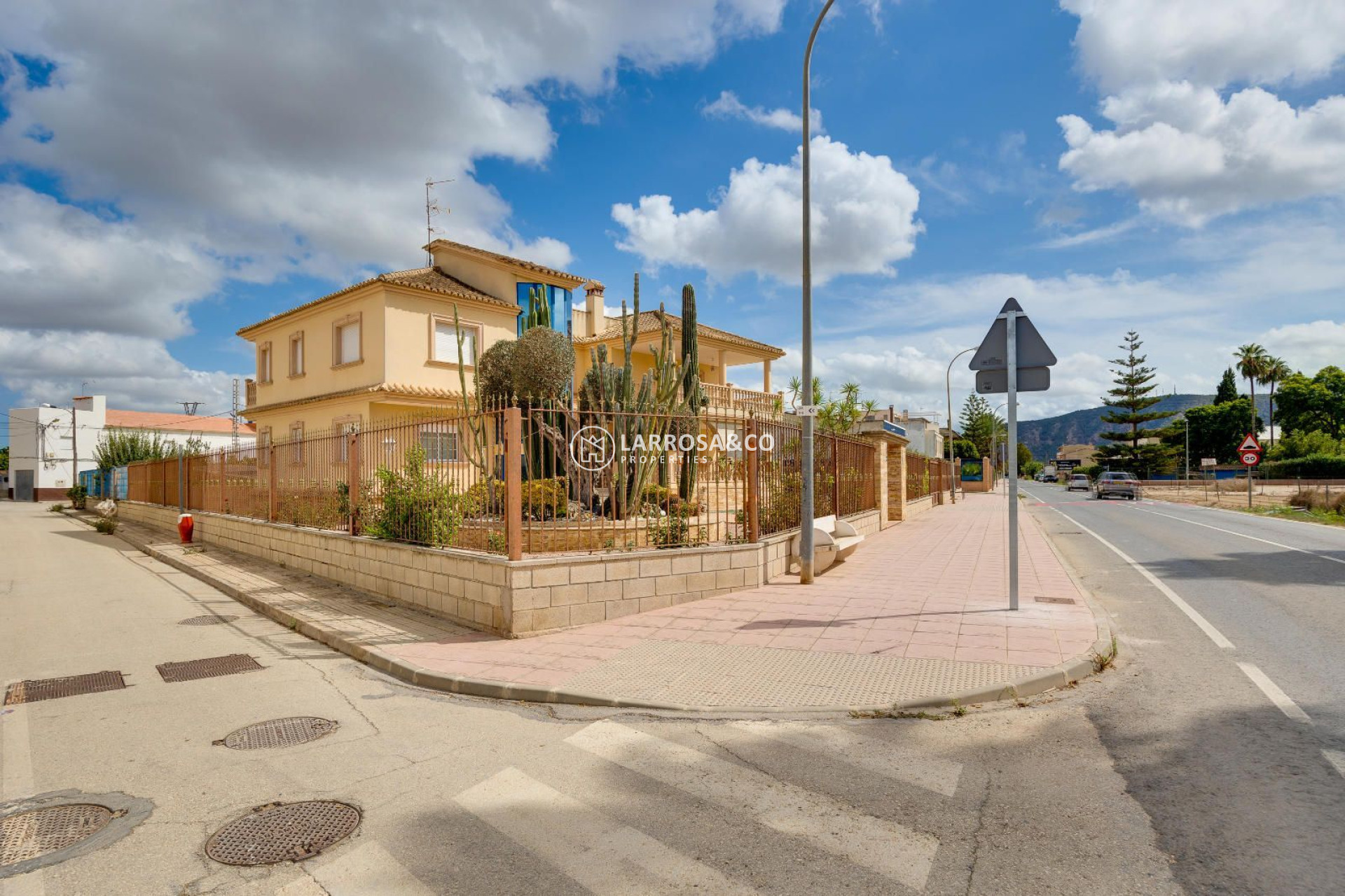 A Vendre - Villa - Orihuela - Desamparados-Hurchillo-Torremendo