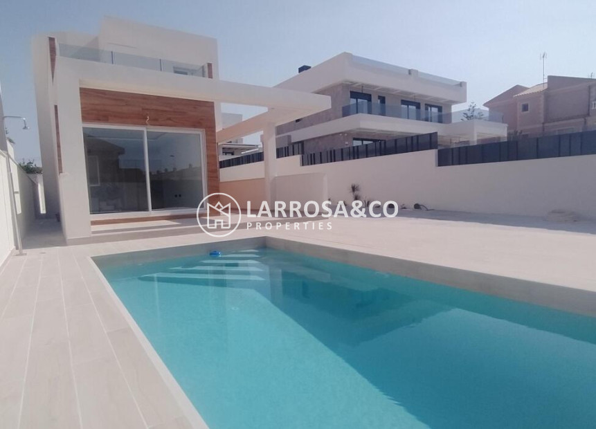 A Vendre - Villa Penthouse - Torrevieja - Aguas Nuevas