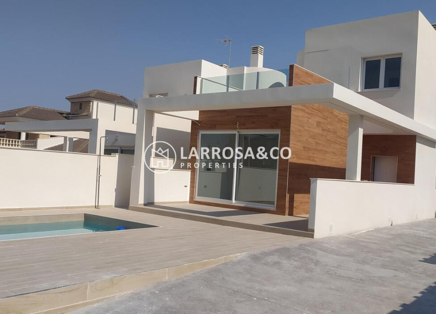 A Vendre - Villa Penthouse - Torrevieja - Aguas Nuevas