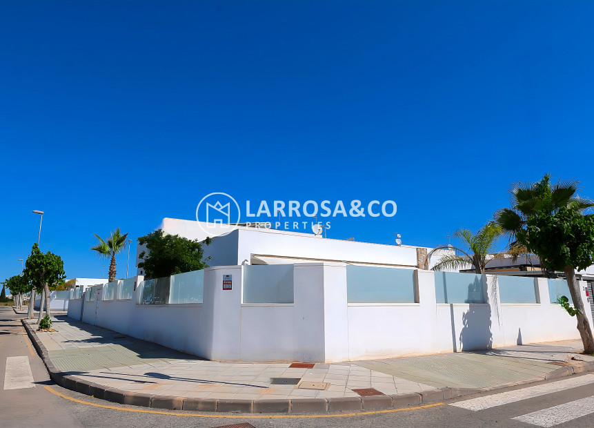 A Vendre - Villa - Pilar de la Horadada - Costa Blanca
