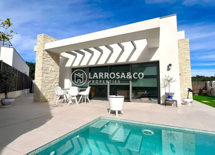 A Vendre - Villa - San Miguel de Salinas - Urbanizacion Blue Lagoon