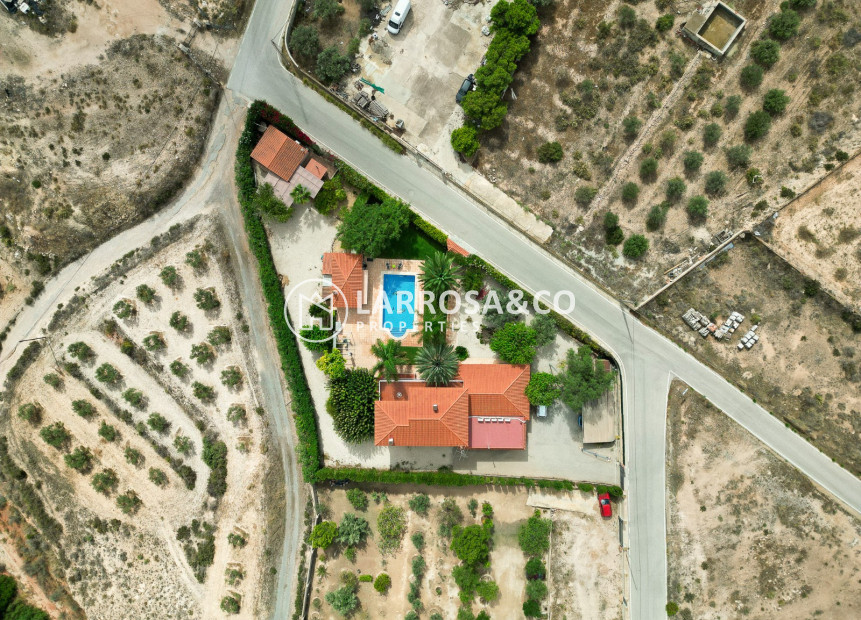 A Vendre - Villa - San Vicente del Raspeig - Inland