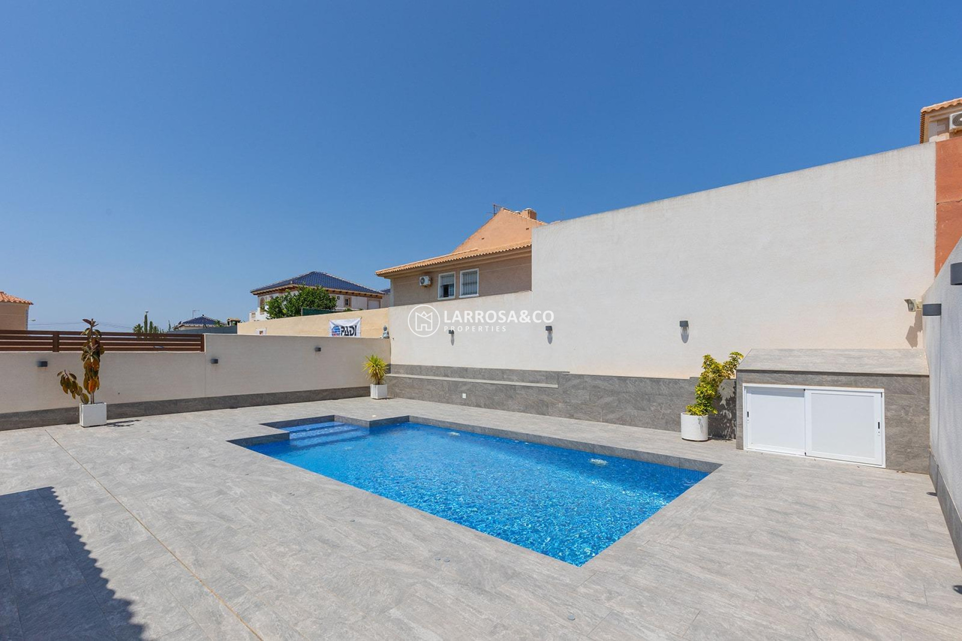 A Vendre - Villa - Torrevieja - Aguas Nuevas