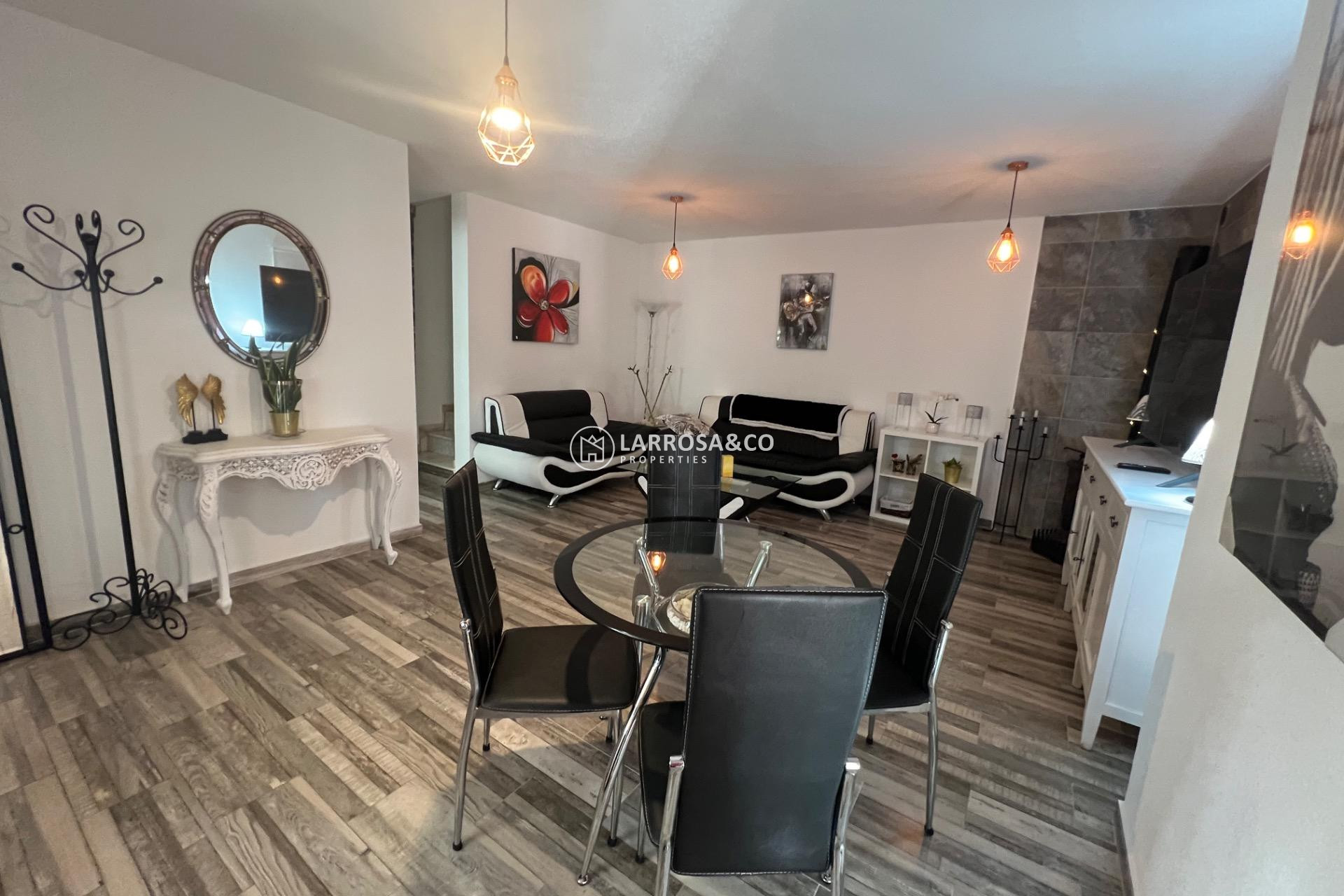 A Vendre - Villa - Torrevieja - Aguas Nuevas