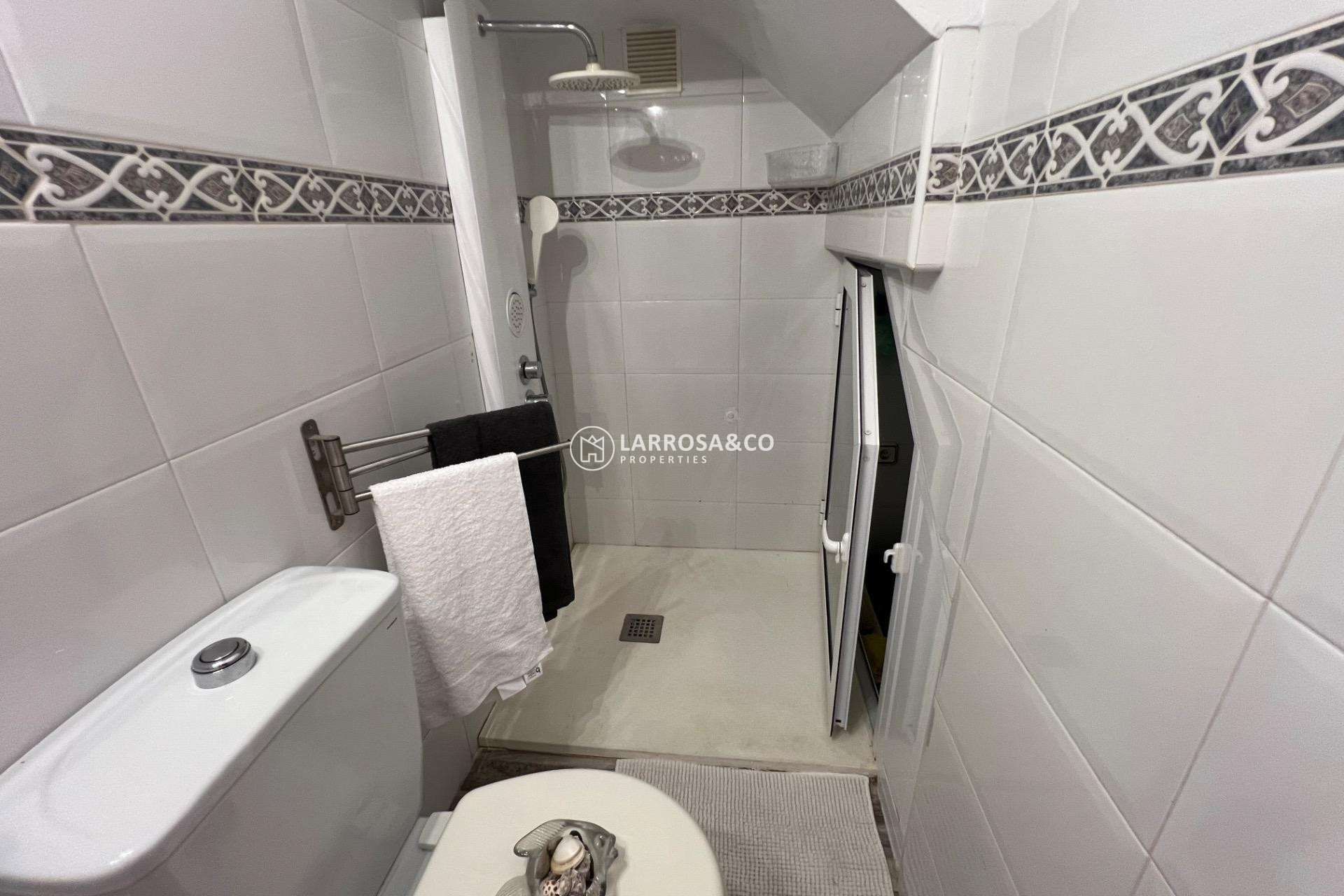 A Vendre - Villa - Torrevieja - Aguas Nuevas