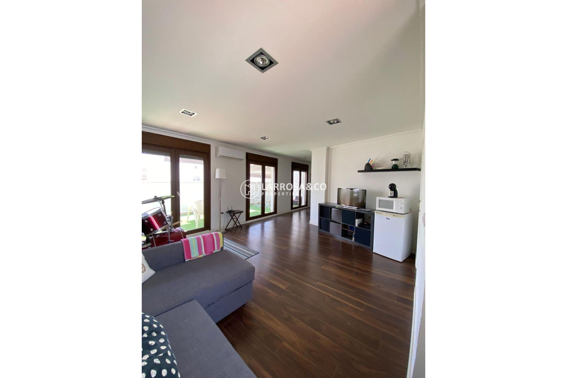 A Vendre - Villa - Torrevieja - Centro - Muelle Pesquero