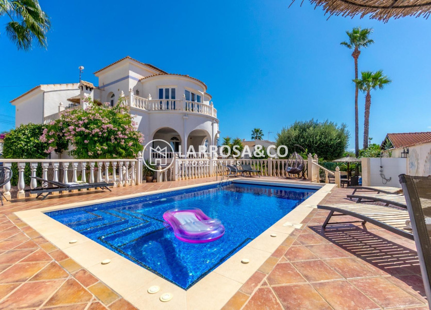 A Vendre - Villa - Torrevieja - La Siesta - El Salado - Torreta