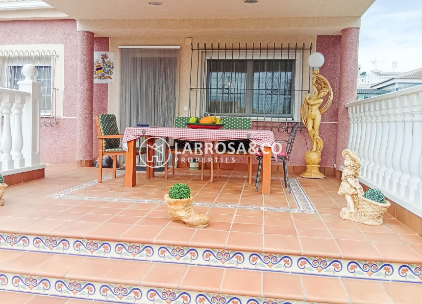 A Vendre - Villa - Torrevieja - La Siesta - El Salado - Torreta