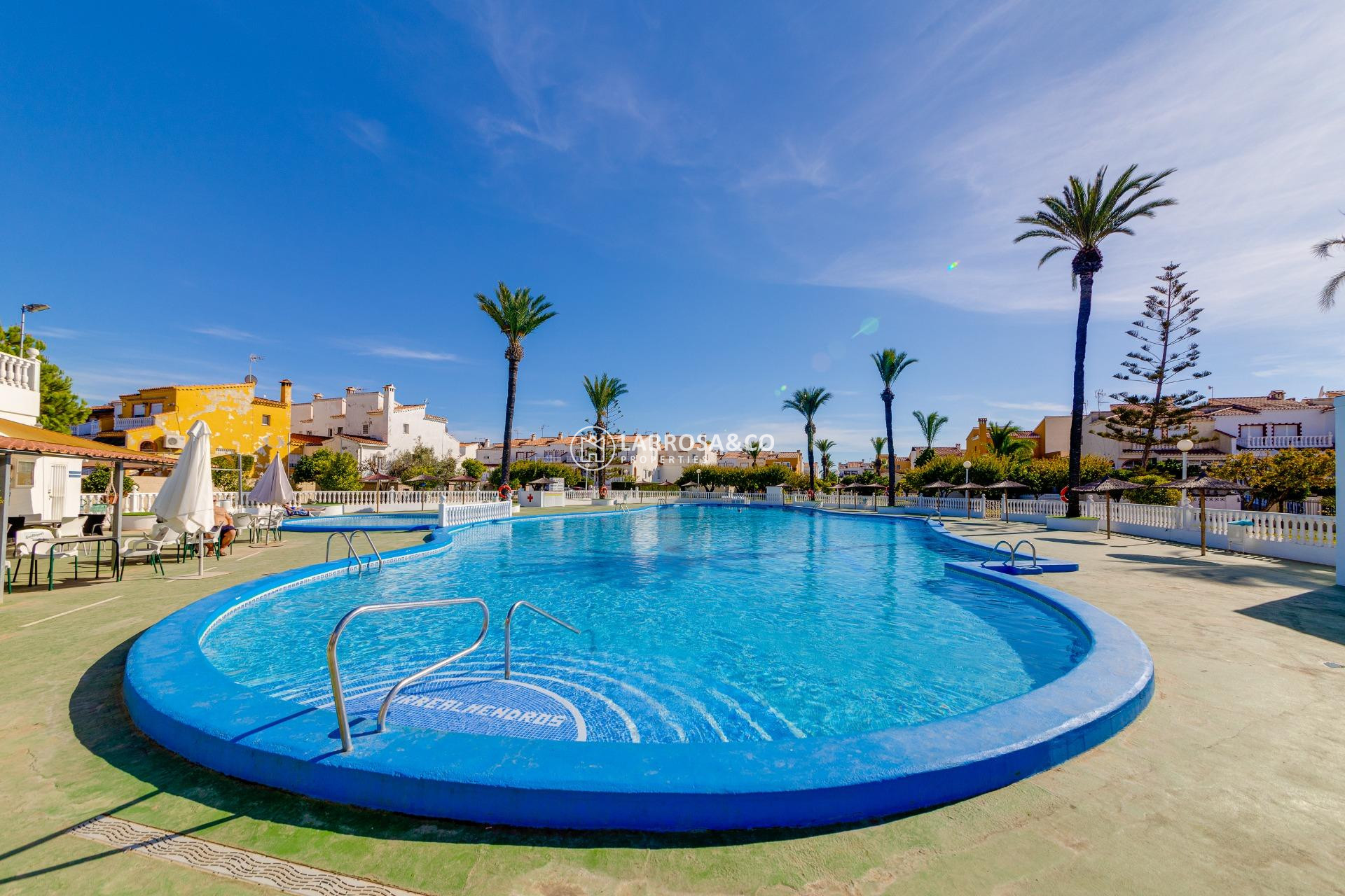 A Vendre - Villa - Torrevieja - La siesta