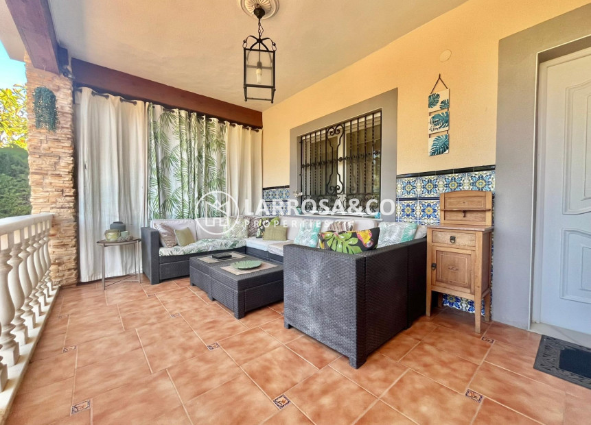 A Vendre - Villa - Torrevieja - Los Balcones - Los Altos del Edén