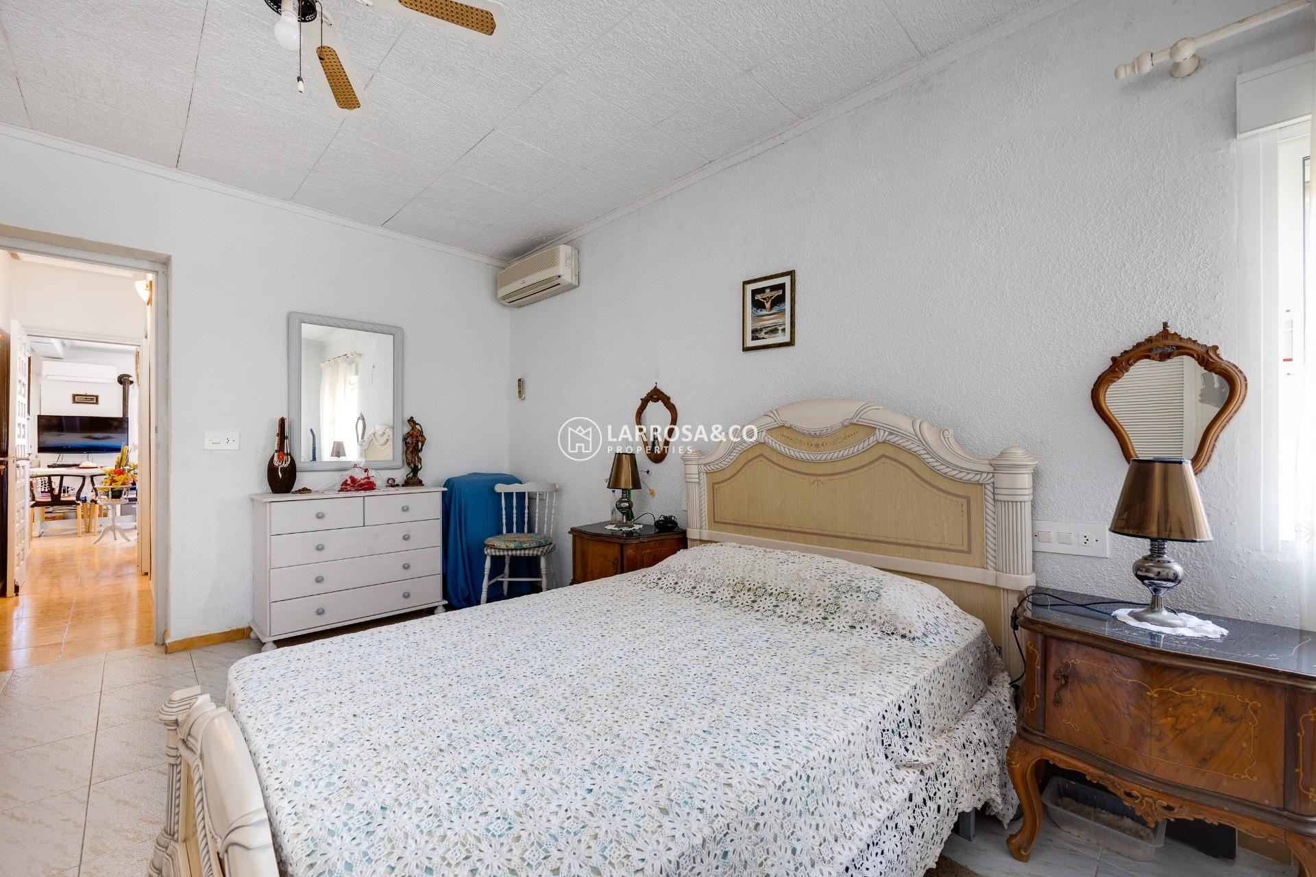 A Vendre - Villa - Torrevieja - Los Locos Beach