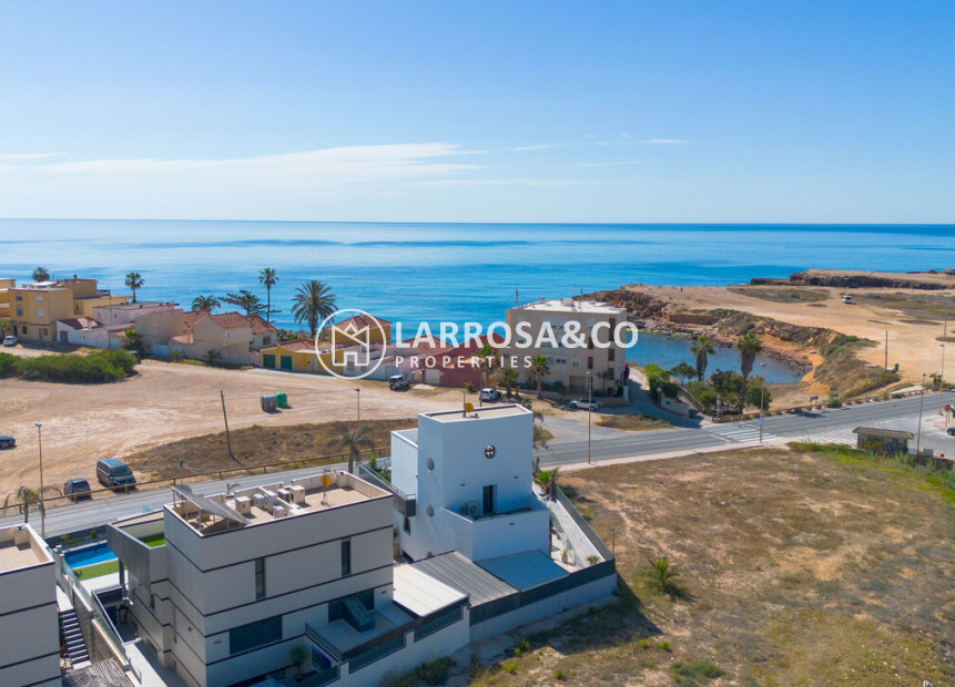 A Vendre - Villa - Torrevieja - Rosaleda