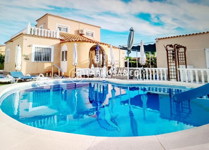 A Vendre - Villa - Torrevieja - San luis