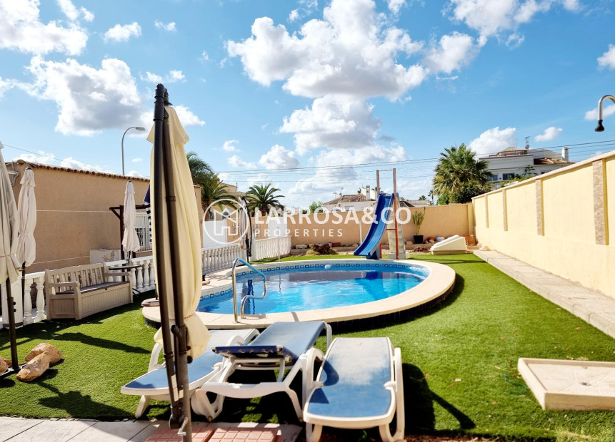 A Vendre - Villa - Torrevieja - San luis