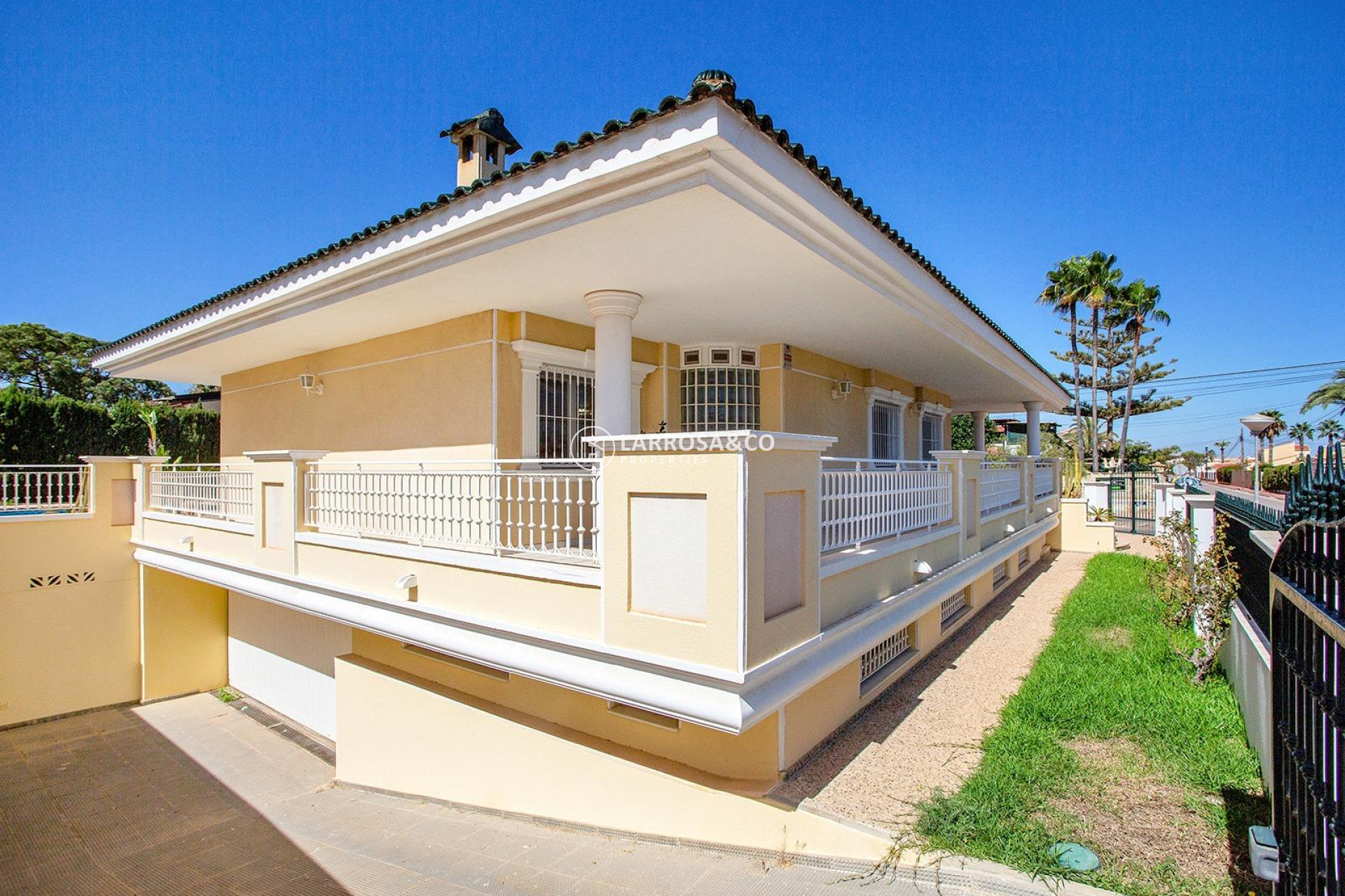 A Vendre - Villa - Torrevieja - Torreta florida