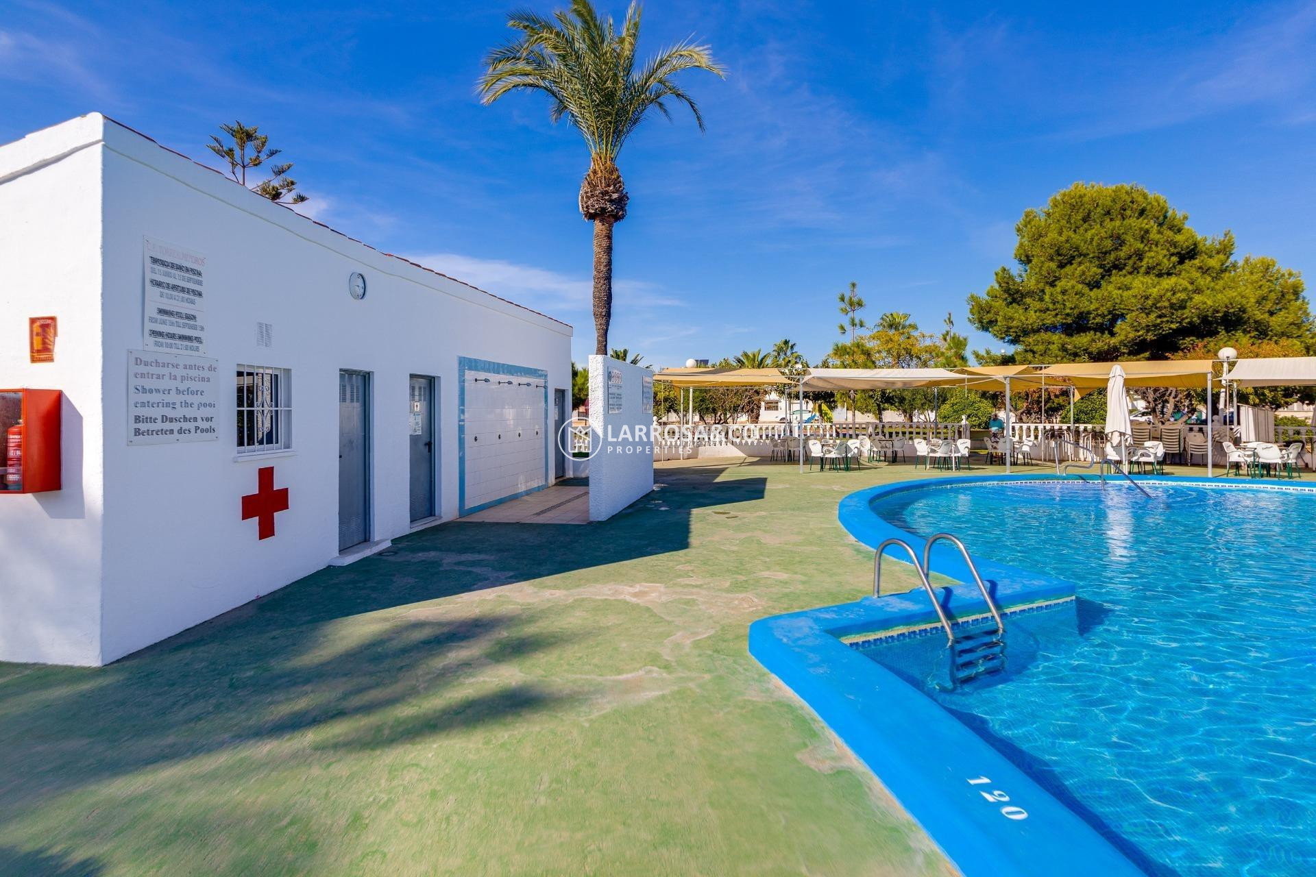 A Vendre - Villa - Torrevieja - Torreta florida