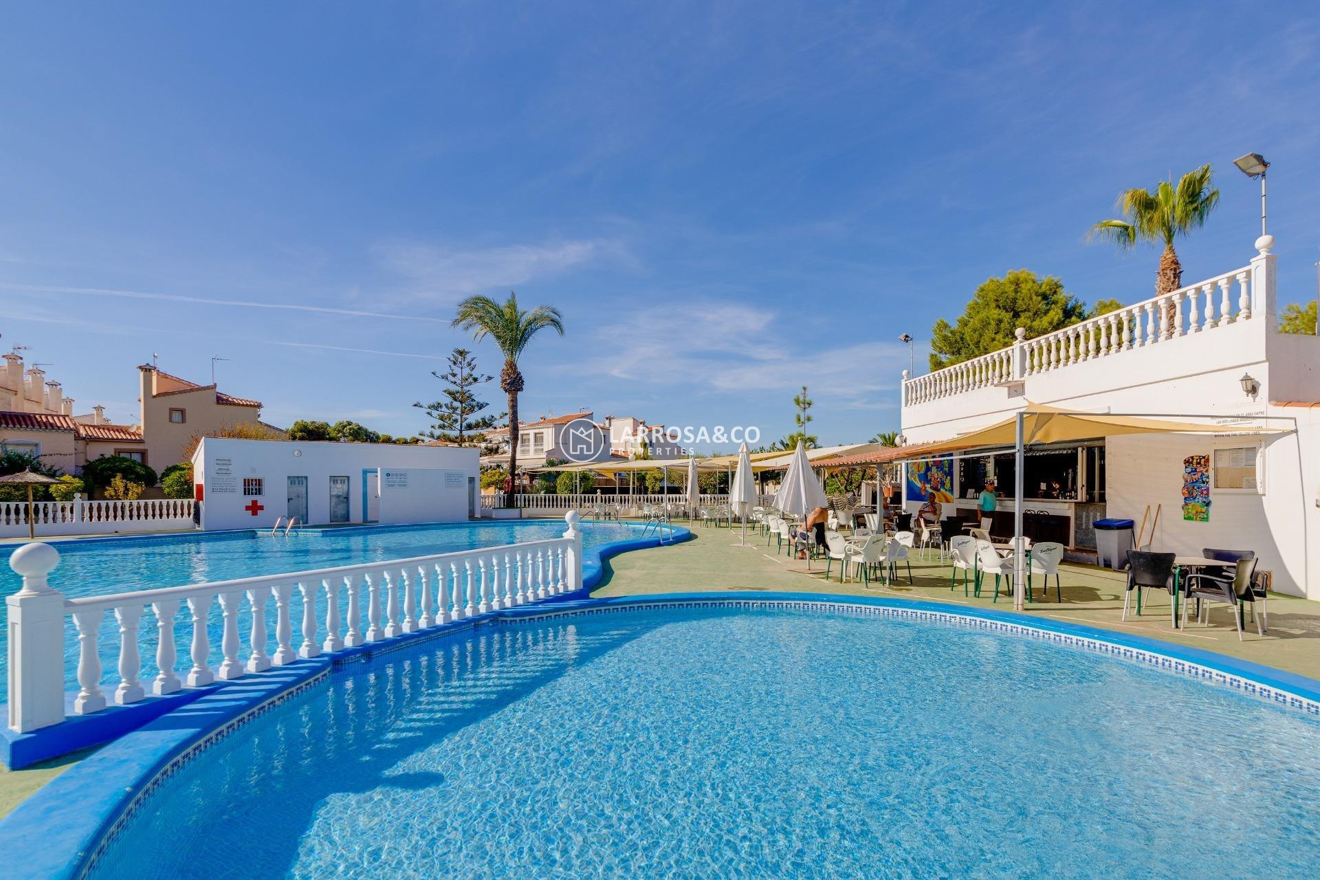 A Vendre - Villa - Torrevieja - Torreta florida