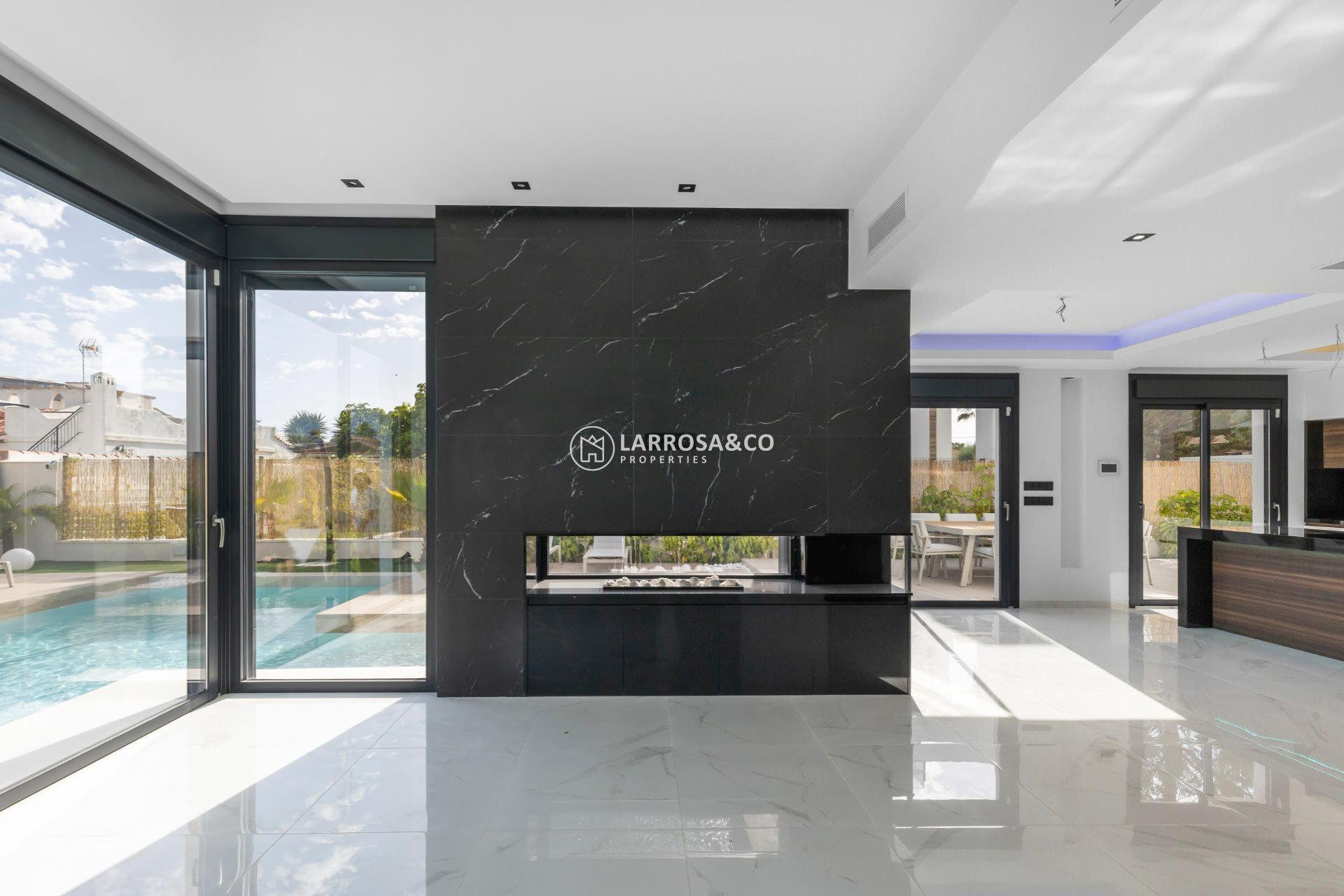 A Vendre - Villa - Torrevieja - Torreta florida