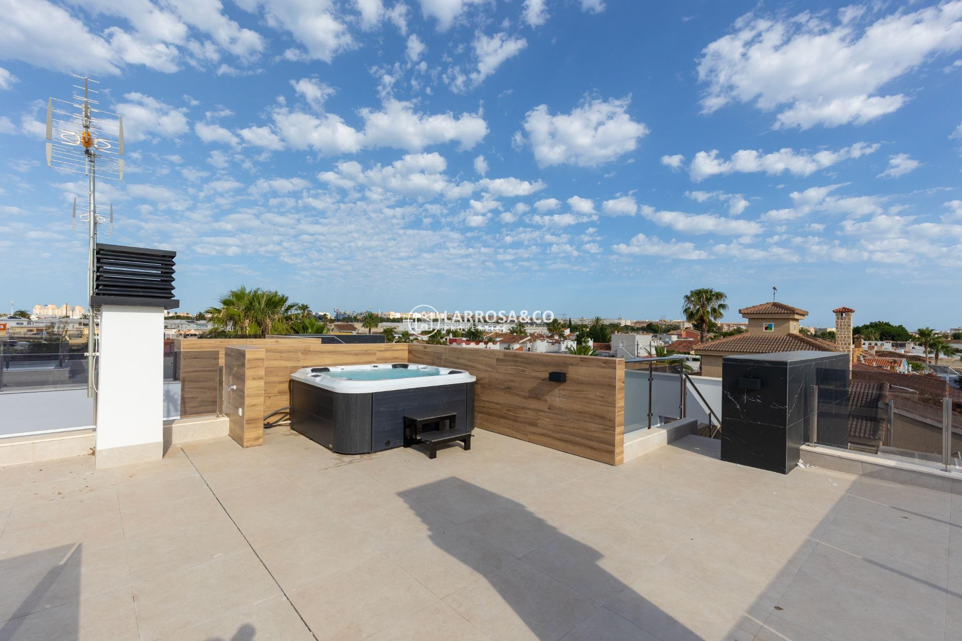 A Vendre - Villa - Torrevieja - Torreta florida