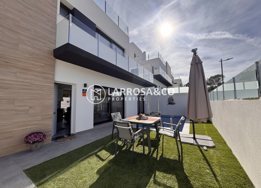 A Vendre - Villa - Villamartín - Costa Blanca