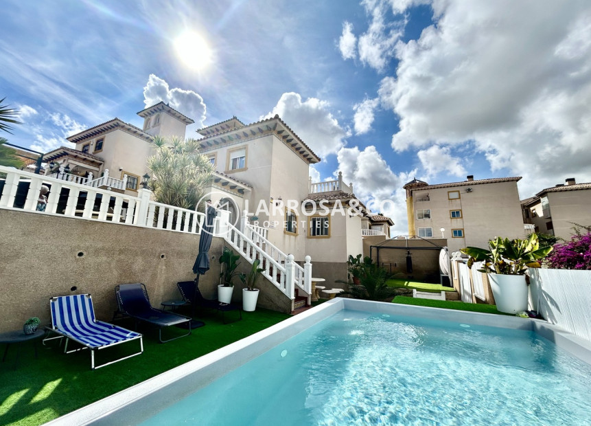 A Vendre - Villa - Villamartin - Costa Blanca