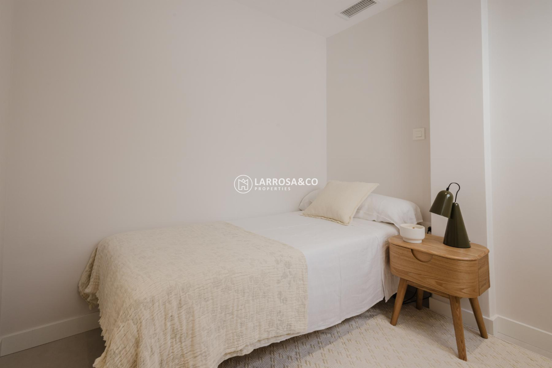 Alquiler larga estancia - Apartamento - Torrevieja - Playa del Acequión