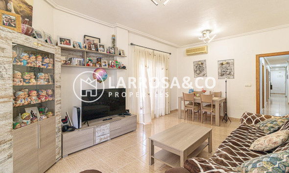 Apartamento - Reventa - Almoradí - ASV-25517