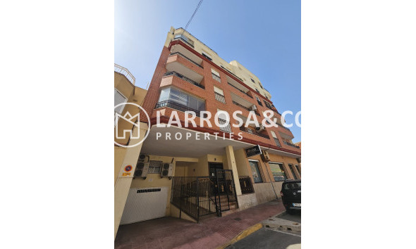 Apartamento - Reventa - Guardamar del Segura - RV2396
