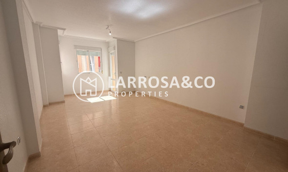 Apartamento - Reventa - Torrevieja - Centro