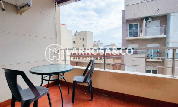 Apartamento - Reventa - Torrevieja - Centro