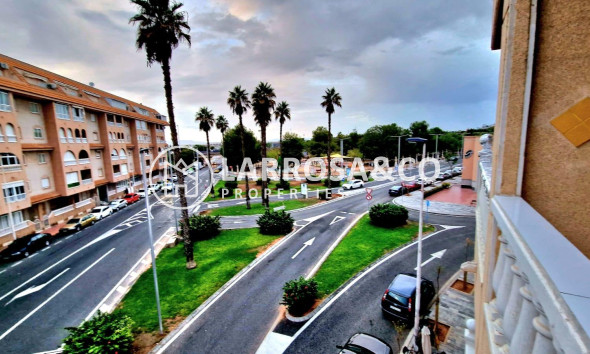 Apartamento - Reventa - Torrevieja - Centro