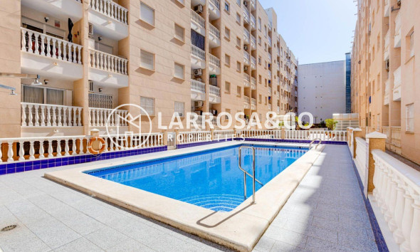 Apartamento - Reventa - Torrevieja - Centro