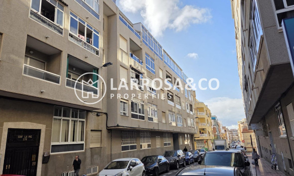 Apartamento - Reventa - Torrevieja - Centro