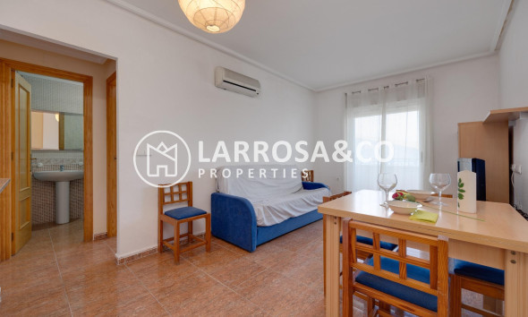 Apartamento - Reventa - Torrevieja - El molino