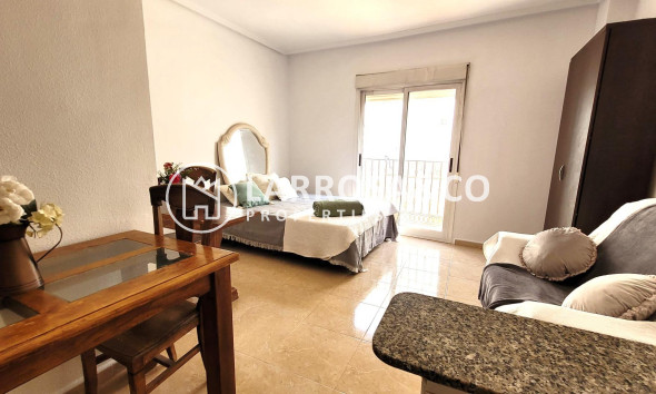 Apartamento - Reventa - Torrevieja - Estacion de autobuses