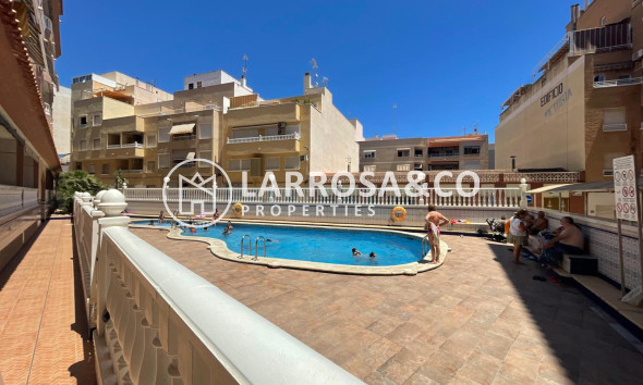 Apartamento - Reventa - Torrevieja - La Mata