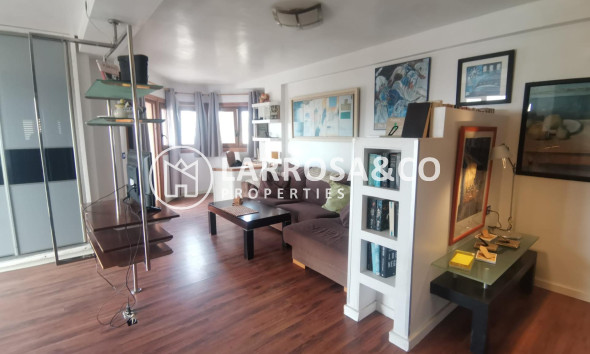 Apartamento - Reventa - Torrevieja - La veleta