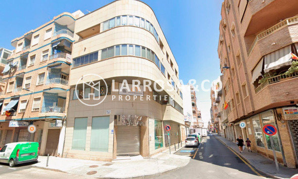 Apartamento - Reventa - Torrevieja - Paseo maritimo