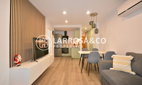 Apartamento - Reventa - Torrevieja - Playa Acequion