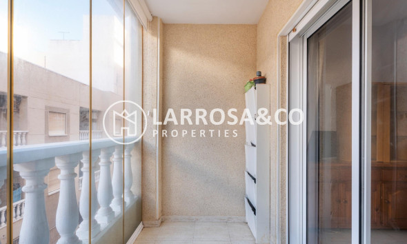 Apartamento - Reventa - Torrevieja - Playa del cura