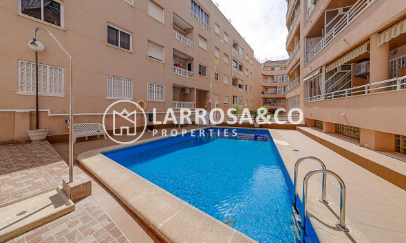 Apartamento - Reventa - Torrevieja - Playa del cura