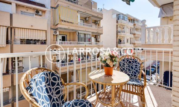 Apartamento - Reventa - Torrevieja - Playa del cura