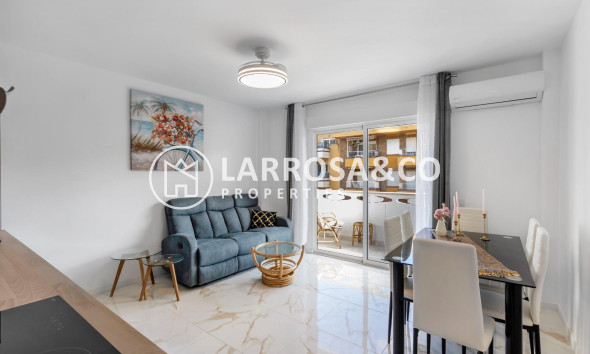 Apartamento - Reventa - Torrevieja - Playa del cura