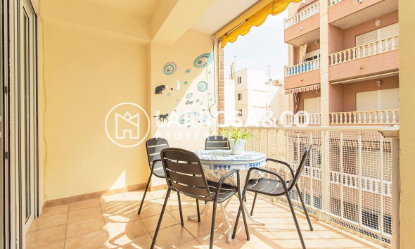 Apartamento - Reventa - Torrevieja - Playa del cura