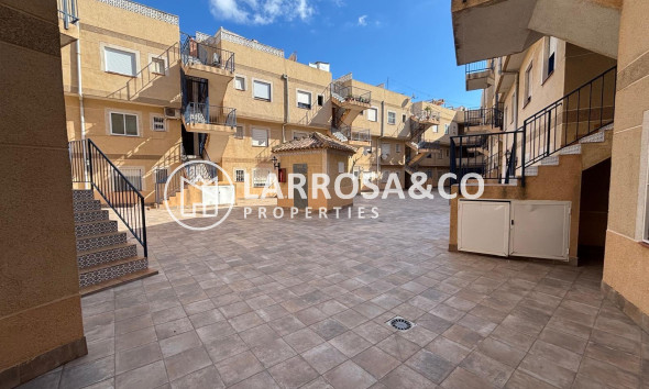 Apartamento - Reventa - Torrevieja - Playa Los Locos