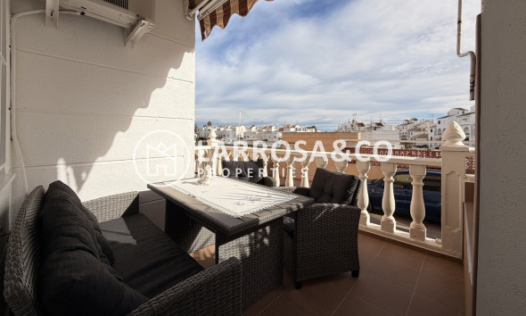 Apartamento - Reventa - Torrevieja - Urb. Calas Blancas III