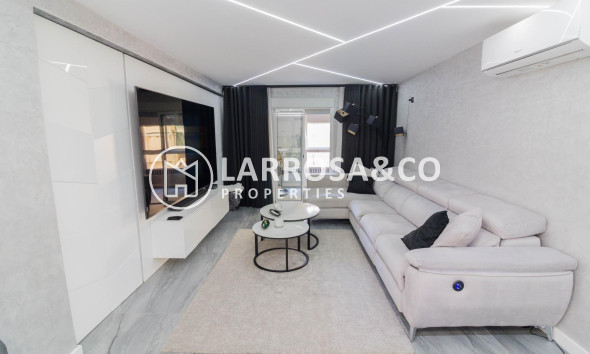 Apartment - A Vendre - Orihuela - Zona Centro