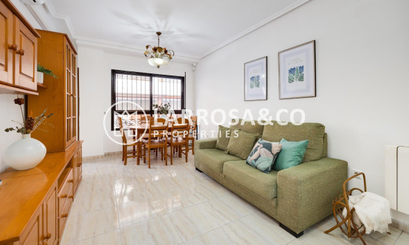 Apartment - A Vendre - Torrevieja - Acequion