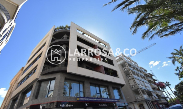Apartment - A Vendre - Torrevieja - Centro - Muelle Pesquero